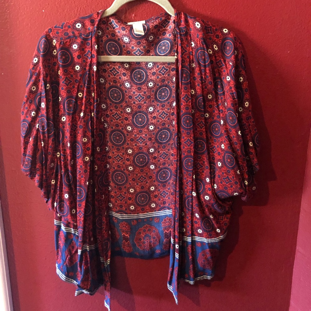 Red/blue cardigan